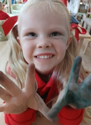 Messy hands